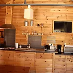 홀리데이파크 Western 4*