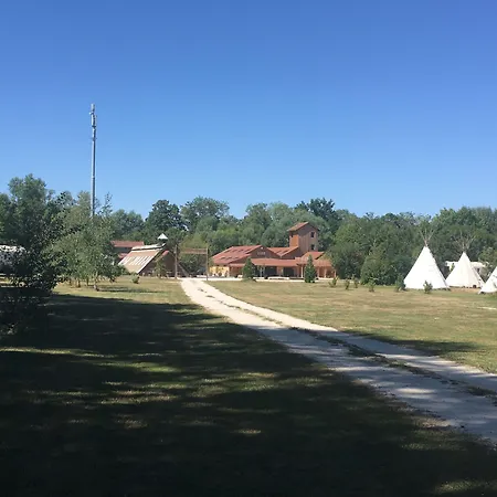 Holiday park Western Barberey-Saint-Sulpice