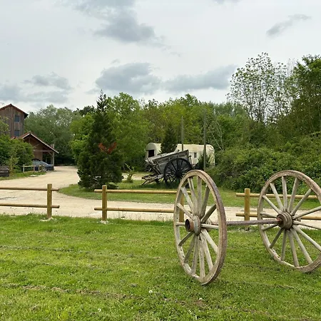 Western Üdülőpark 4*
